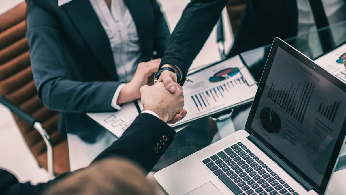 Szkolenia online dla firm – nowa jakość w rozwoju pracowników
